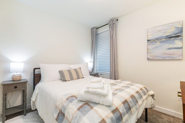 Foto del edificio - 9413 Roosevelt Way NE