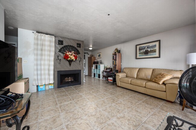 Foto del edificio - 2321 SW 31st Pl