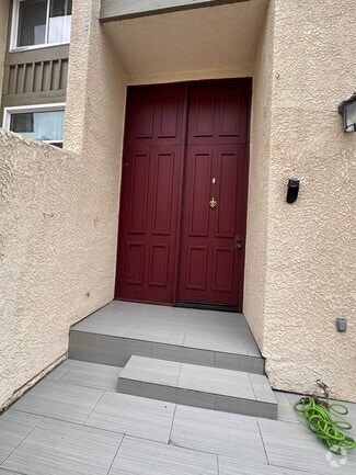 Building Photo - 9950 Topanga Canyon Blvd