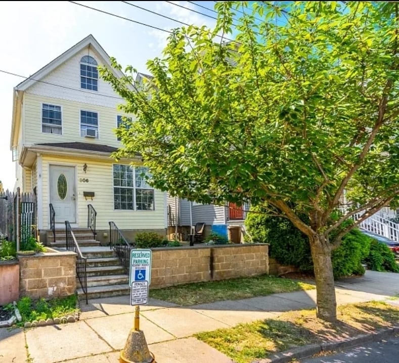 306 Ivy St, Kearny, NJ 07032 House Rental in Kearny, NJ