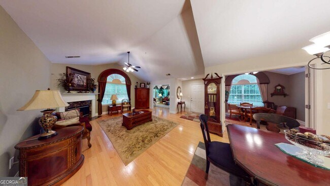 Foto del edificio - 100 Highlands Ridge Pl SE