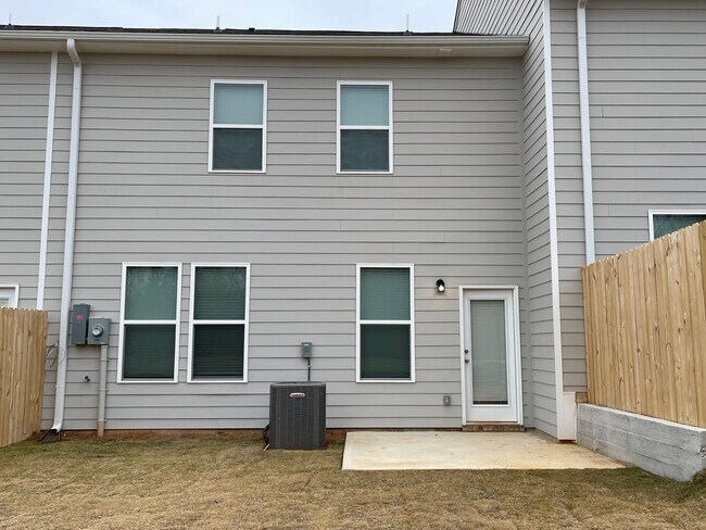 Foto del edificio - New Construction in Opelika