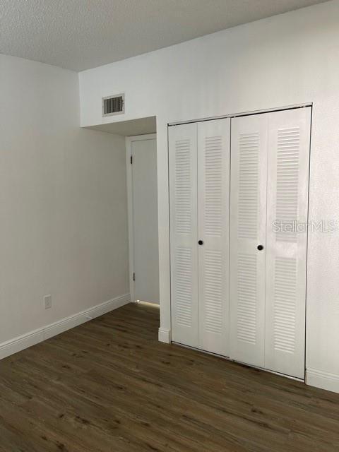 Foto del edificio - 3223 Fox Chase Cir