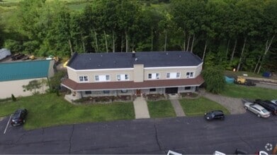 Building Photo - 1594 Heart Lake Rd