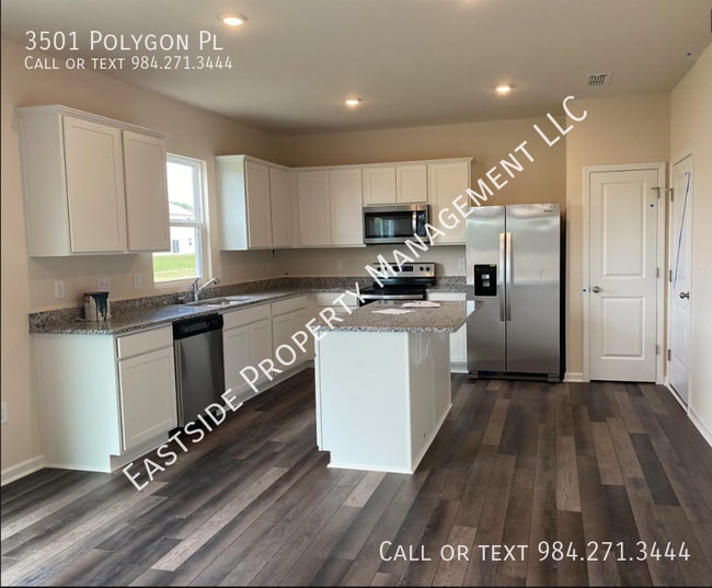 Building Photo - 3501 Polygon Pl