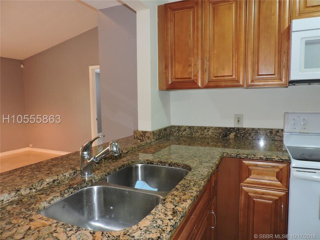 Foto del edificio - 421 SE 10th St