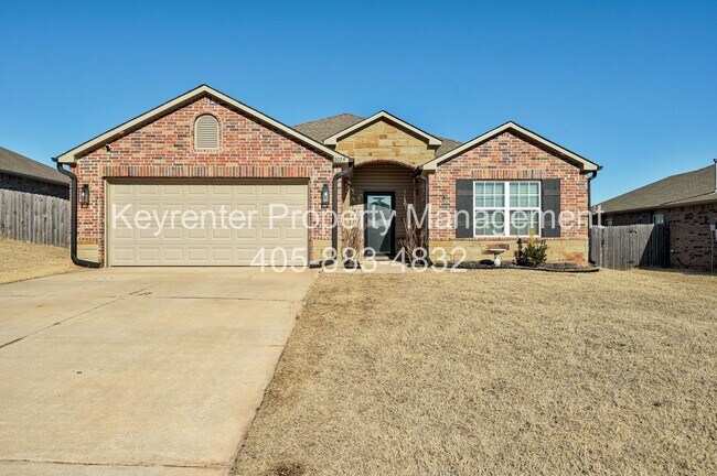 Foto del edificio - Gorgeous 4 Bed 2 Bath Home in Heart Of Mustang!!
