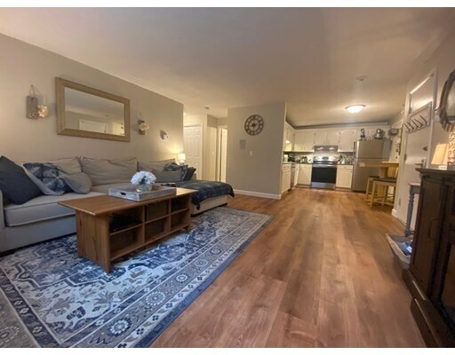 Foto del edificio - 89 Pleasant St