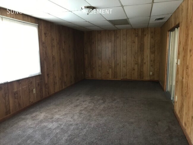 Spacious 2BR/2BA Home in Jacksonville! photo'