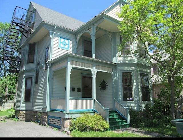 Front Entryway with shared porch - 34 Canfield Pl