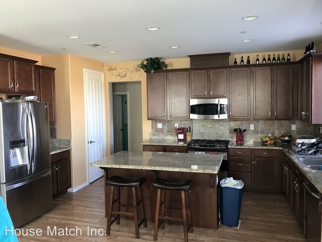 Building Photo - 4 br, 3 bath House - 31098 Rose Arbor Court