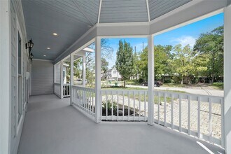 Building Photo - 1213 Wakefield Dr