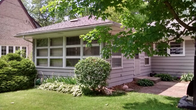 Foto del edificio - 2 Ellyn Ct