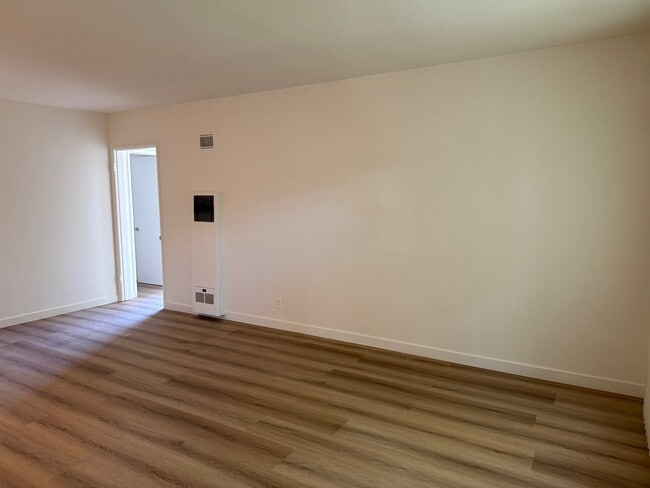 Photo - 3646 Vinton Ave Apartment