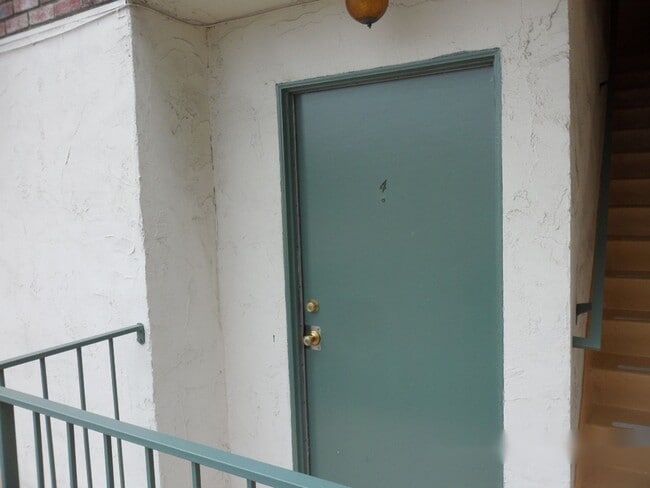 Building Photo - 3432-3434 S Centinela Ave