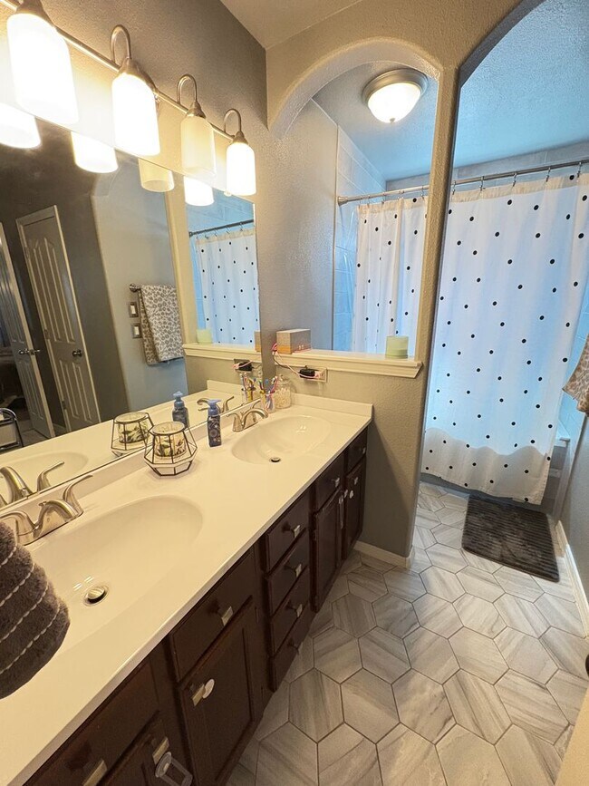 Foto del edificio - HOME FOR RENT IN THE WESTSIDE OF EL PASO