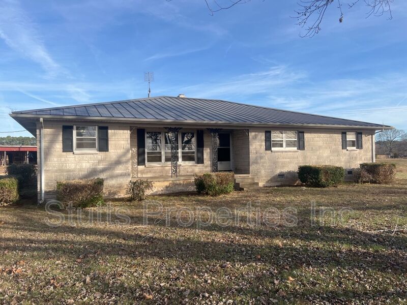 Primary Photo - 680 Co Rd 84