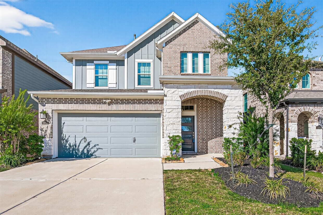 Primary Photo - 23754 Pullin Market Dr