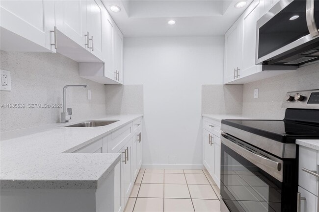 Foto del edificio - 9405 W Flagler St