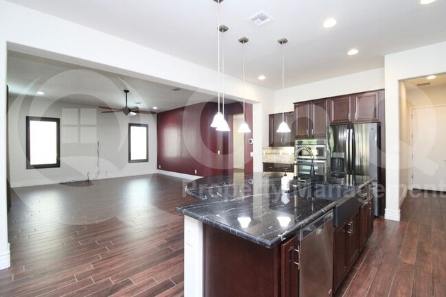 Building Photo - 26756 W Piute Ave