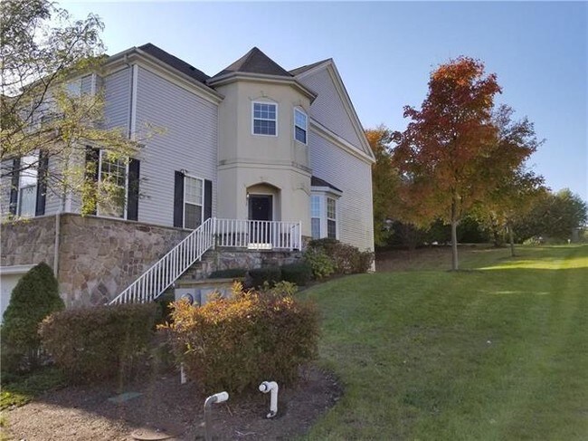 Building Photo - 120 Overhill Dr