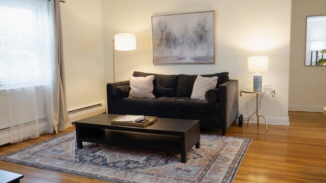 Foto del edificio - 1 bedroom in Brookline MA 02445