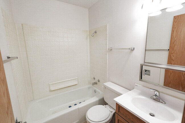 Foto del edificio - 1701 Burnham St
