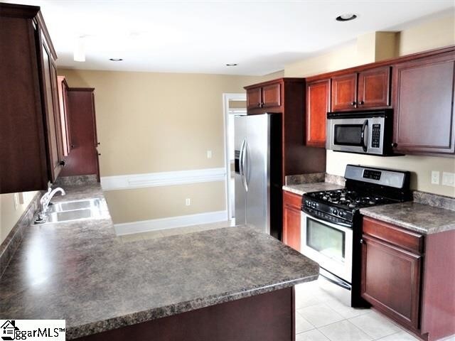 Building Photo - 169 Maximus Dr
