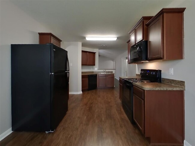 Building Photo - 2417 Regatta Ln