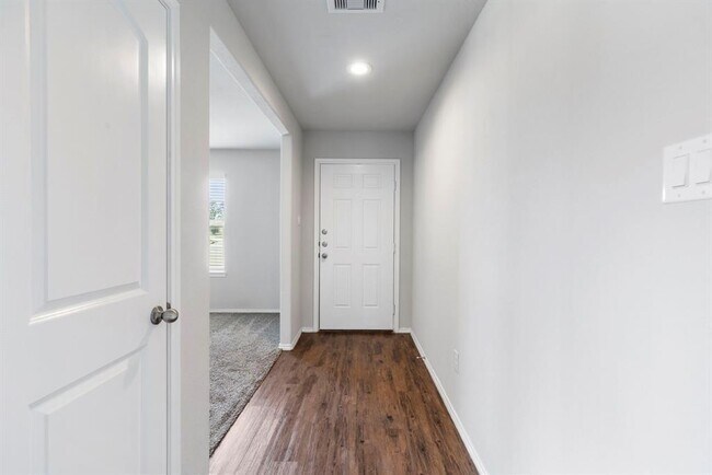 Building Photo - 14102 Locke Pt Ct