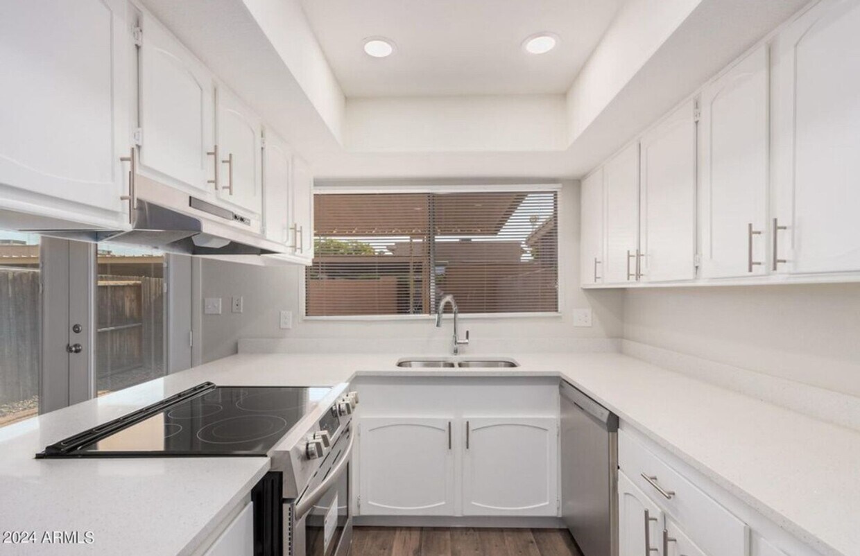 Foto principal - 8412 N 32nd Ave