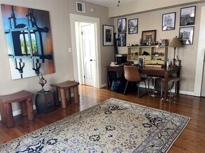 Building Photo - 1505 Rosewood St