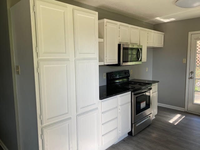Building Photo - 755 Cherub Ct