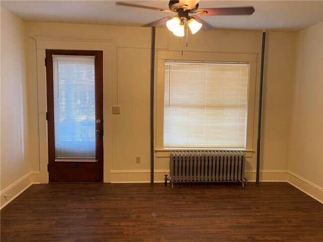 Building Photo - 2105 Freemansburg Ave