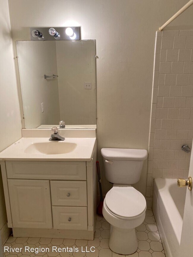 Building Photo - 3 br, 2 bath House - 468 Pecan Tree Drive