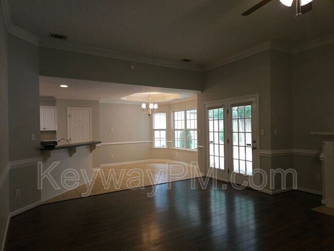 Foto del edificio - 641 Ventana Dr