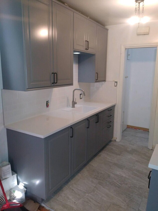 Foto principal - 2222 E 2nd St