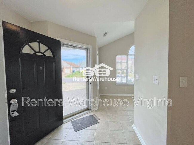 Foto del edificio - 5913 Chain Bridge Rd