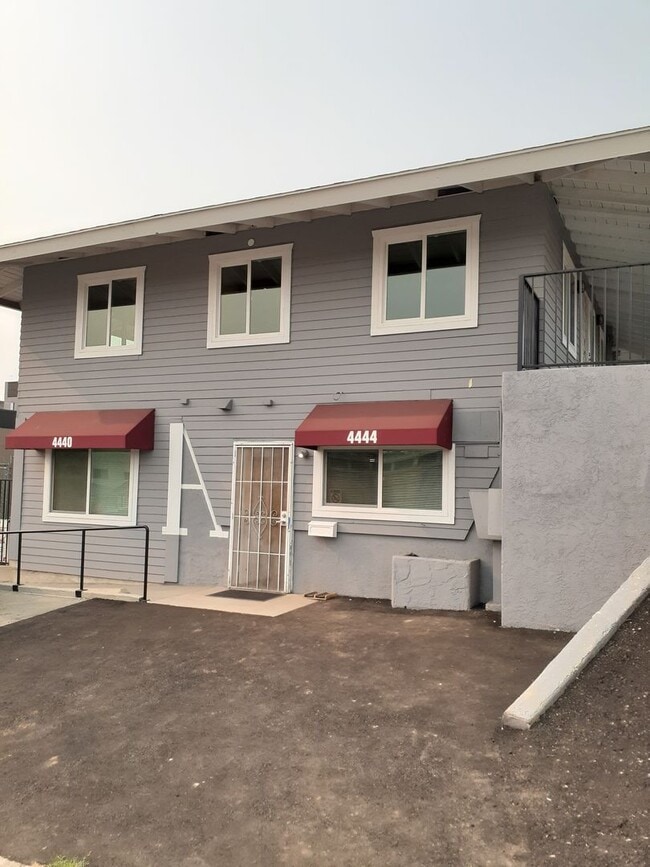 Building Photo - 4440-4444 Glacier Ave