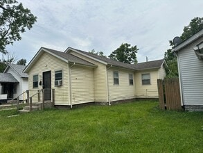 Building Photo - 4005 E 31st St