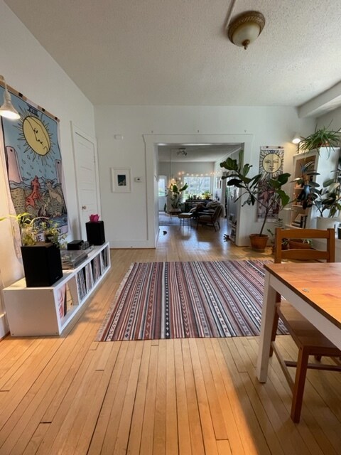 Foto del edificio - 2314 Packard St