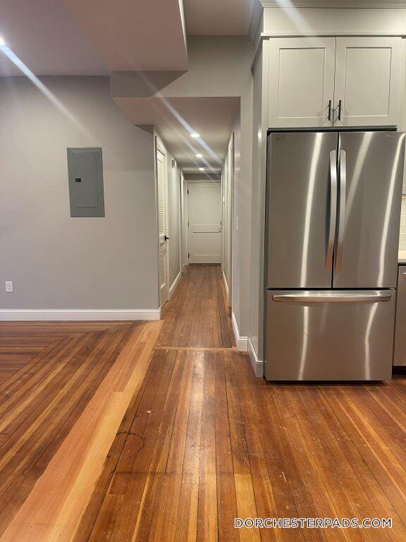 Building Photo - 19 Sawyer Ave