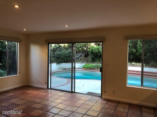 Building Photo - 3 br, 2.5 bath House - 7915 Zeus Dr