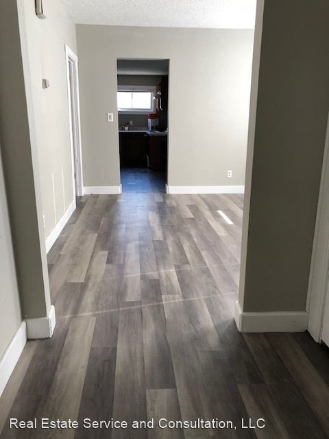 Foto del edificio - 3 br, 2 bath House - 1408 E. Capitol Ave.