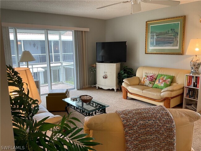 Building Photo - 330 Kon Tiki Dr