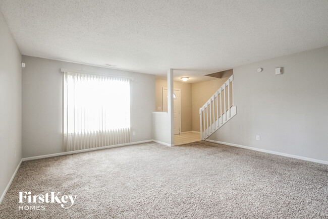 Building Photo - 8942 Leffler Ln