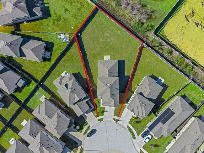 Foto del edificio - 5903 Dawning Sun Rd