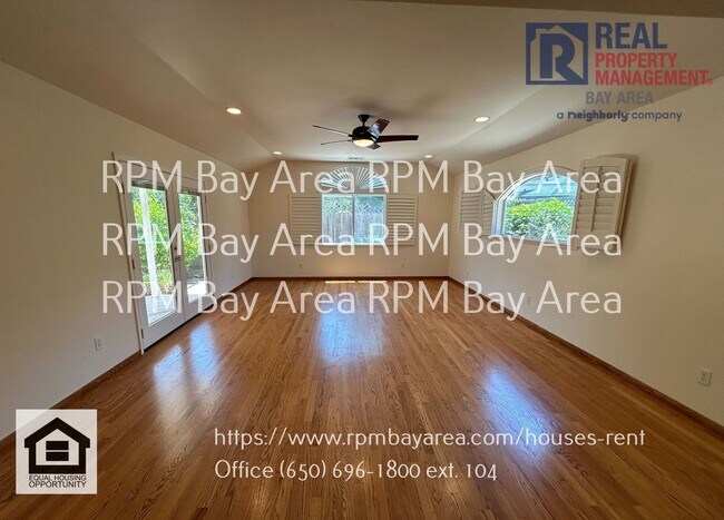 Foto del edificio - Spacious and Classic Home in Sunnyvale 3BD...