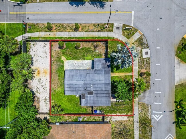 Foto del edificio - 4500 NE 18th Ave