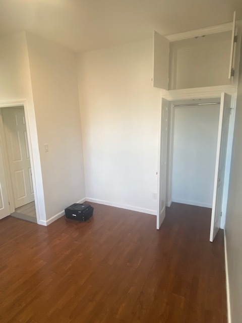 Foto del edificio - 420 E 237th St